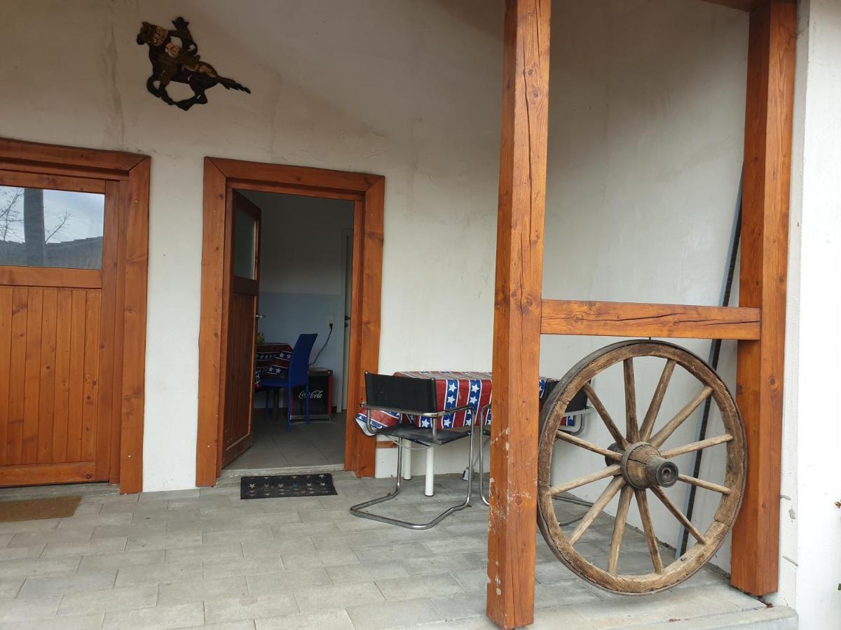 메밍겐 Chrom Ranch Reiterhof B&B 외부 사진